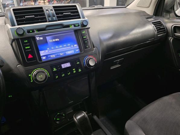 Toyota Land Cruiser Prado 150 Series Рестайлинг 1 с пробегом 2014 года, цена 3 250 000 рублей, 229534 км, внедорожник, Автокод Объявления