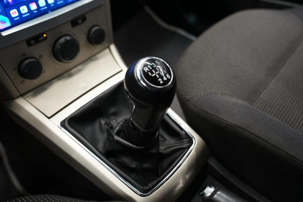 Opel Astra H Рестайлинг Крым  - изображение 16