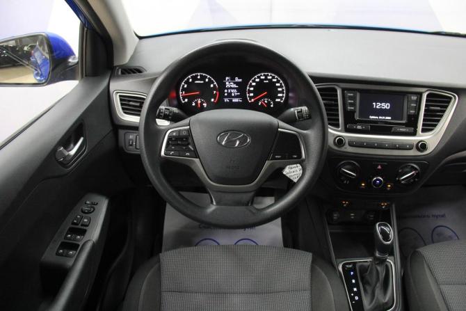 Hyundai Solaris II Рестайлинг с пробегом 2021 года, цена 1 635 200 рублей, 60031 км, седан, Автокод Объявления