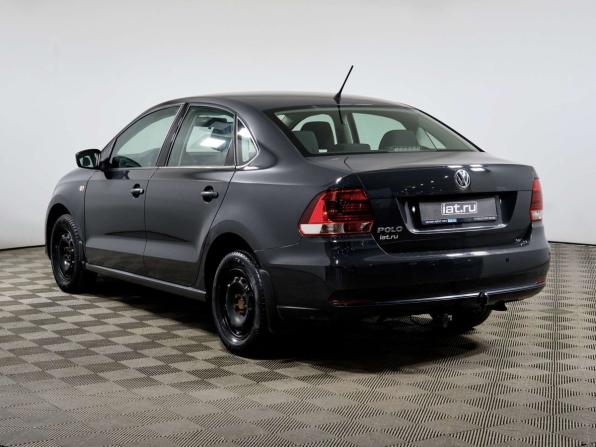 Volkswagen Polo V Рестайлинг с пробегом 2016 года, цена 888 888 рублей, 99358 км, седан, Автокод Объявления