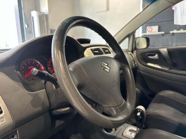 Suzuki Liana I с пробегом 2005 года, цена 440 000 рублей, 328237 км, универсал, Автокод Объявления