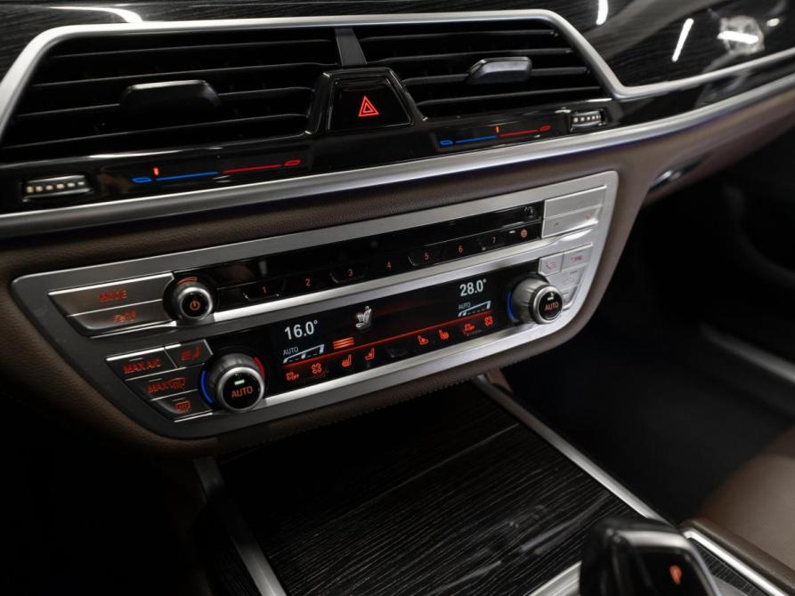 BMW 7 серии VI (G11/G12) Рестайлинг Москва  - изображение 25
