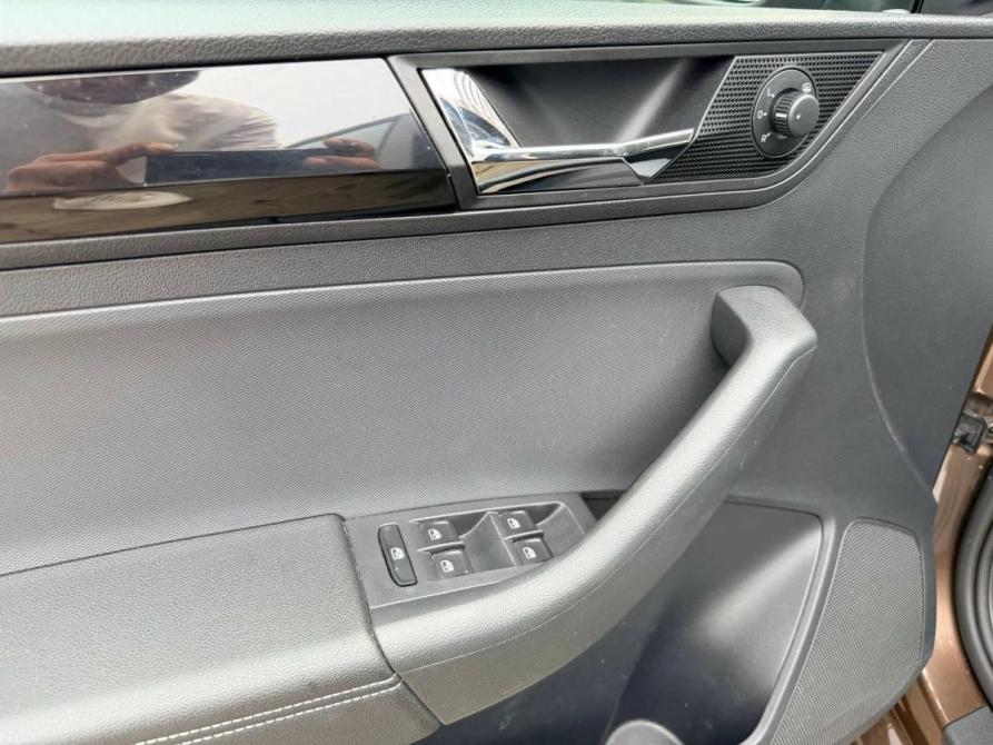 Skoda Rapid I Рестайлинг Москва  - изображение 14