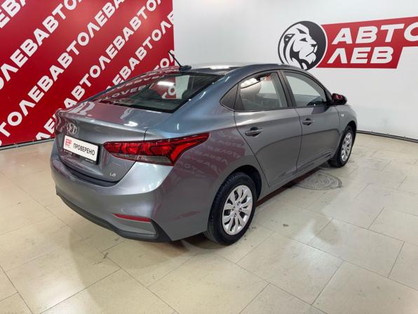 Hyundai Solaris II с пробегом 2018 года, цена 1 199 000 рублей, 111269 км, седан, Автокод Объявления