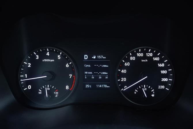 Hyundai Solaris II с пробегом 2018 года, цена 1 230 000 рублей, 114176 км, седан, Автокод Объявления