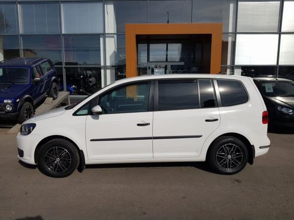 Volkswagen Touran I Рестайлинг 2 с пробегом 2011 года, цена 940 000 рублей, 150000 км, компактвэн, Автокод Объявления