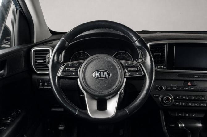 Kia Sportage IV Рестайлинг с пробегом 2018 года, цена 2 179 000 рублей, 139000 км, внедорожник, Автокод Объявления