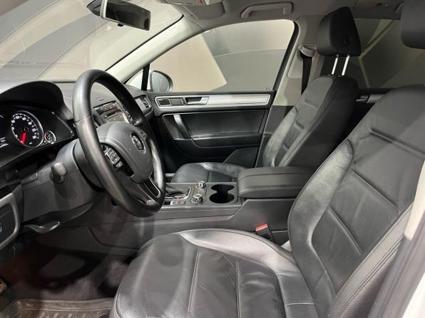 Volkswagen Touareg II с пробегом 2013 года, цена 1 844 000 рублей, 211320 км, внедорожник, Автокод Объявления