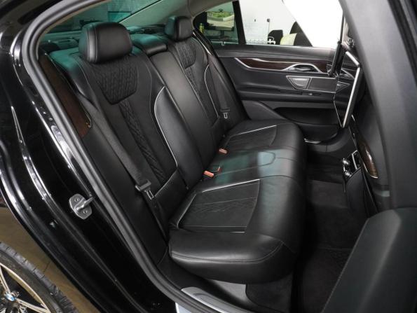 BMW 7 серии VI (G11/G12) с пробегом 2016 года, цена 2 899 040 рублей, 110052 км, седан, Автокод Объявления