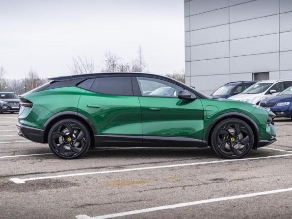 Lotus Eletre с пробегом 2023 года, цена 11 550 000 рублей, 2852 км, внедорожник, Автокод Объявления