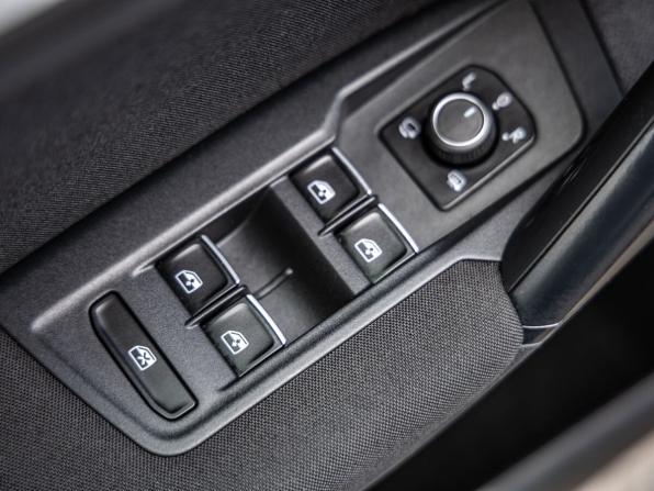 Volkswagen Tiguan II с пробегом 2017 года, цена 2 198 000 рублей, 184121 км, внедорожник, Автокод Объявления