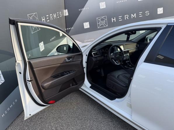 Kia Optima IV Рестайлинг с пробегом 2018 года, цена 1 649 000 рублей, 163035 км, седан, Автокод Объявления