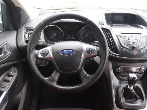 Ford Kuga II с пробегом 2013 года, цена 999 000 рублей, 204000 км, внедорожник, Автокод Объявления