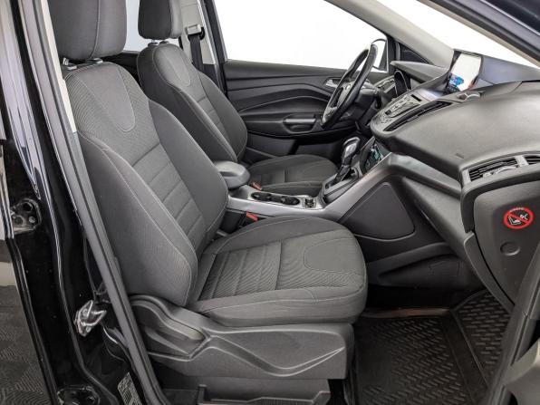 Ford Kuga II с пробегом 2015 года, цена 1 350 000 рублей, 145968 км, внедорожник, Автокод Объявления