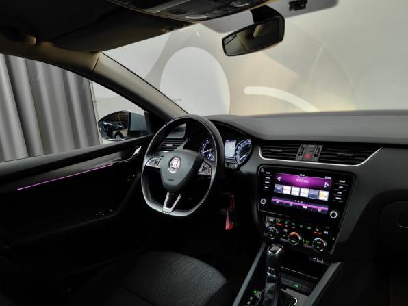 Skoda Octavia III (A7) Рестайлинг с пробегом 2018 года, цена 2 245 000 рублей, 83123 км, лифтбек, Автокод Объявления
