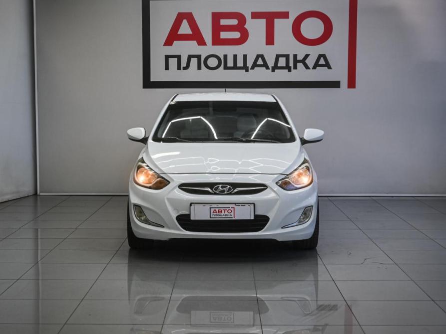 Hyundai Solaris I Челябинск  - изображение 2