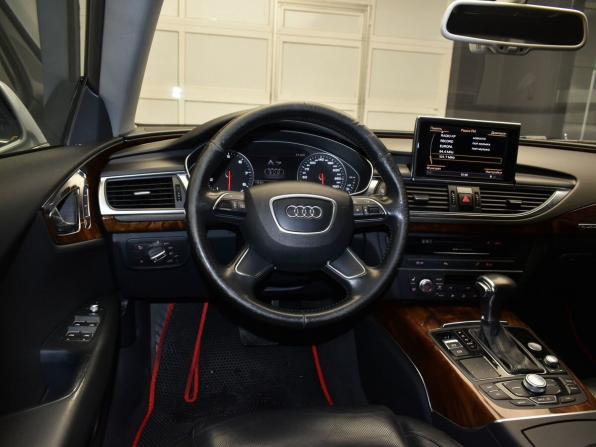 Audi A7 I (4G) с пробегом 2011 года, цена 1 750 000 рублей, 240000 км, лифтбек, Автокод Объявления