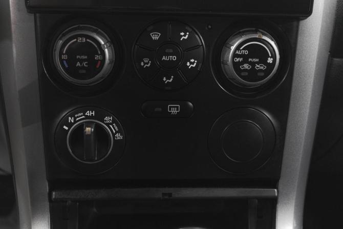 Suzuki Grand Vitara II с пробегом 2005 года, цена 799 000 рублей, 303000 км, внедорожник, Автокод Объявления