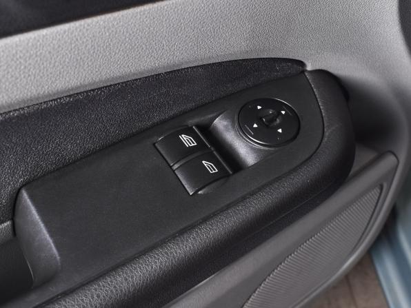 Ford Focus II Рестайлинг с пробегом 2009 года, цена 484 999 рублей, 295740 км, седан, Автокод Объявления