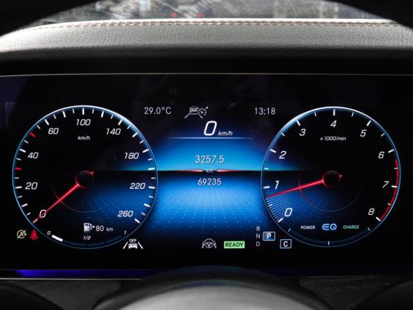 Mercedes-Benz E-Класс V (W213 S213 C238) Рестайлинг с пробегом 2021 года, цена 4 499 000 рублей, 69232 км, седан, Автокод Объявления