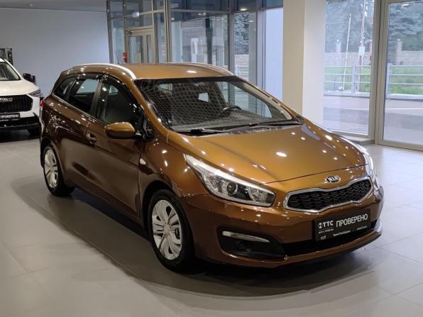Kia Ceed II Рестайлинг с пробегом 2016 года, цена 850 000 рублей, 173683 км, универсал, Автокод Объявления