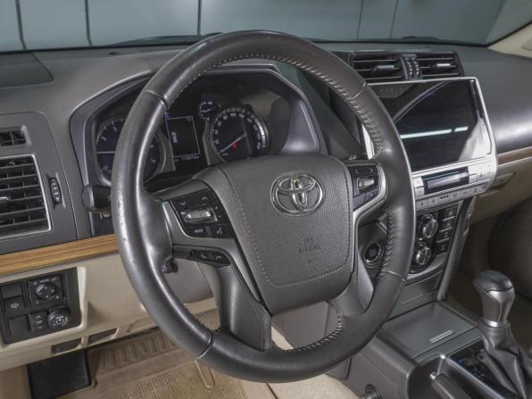 Toyota Land Cruiser Prado 150 Series Рестайлинг 3 с пробегом 2021 года, цена 6 799 000 рублей, 115672 км, внедорожник, Автокод Объявления