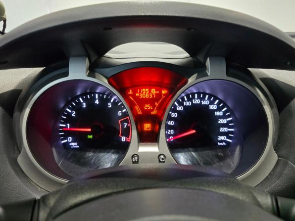 Nissan Juke I с пробегом 2013 года, цена 1 110 000 рублей, 119920 км, внедорожник, Автокод Объявления