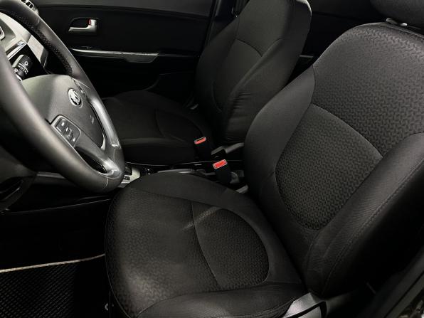 Kia Rio III Рестайлинг с пробегом 2016 года, цена 990 000 рублей, 185666 км, седан, Автокод Объявления