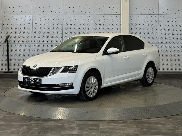 Skoda Octavia III (A7) Рестайлинг с пробегом 2020 года, цена 1 550 000 рублей, 156063 км, лифтбек, Автокод Объявления