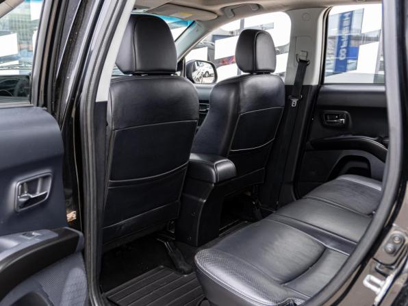 Mitsubishi Outlander II с пробегом 2007 года, цена 995 000 рублей, 202237 км, внедорожник, Автокод Объявления