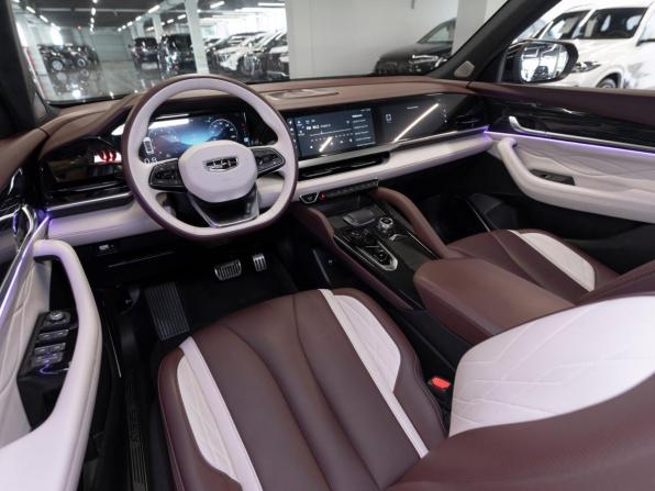 Geely Monjaro I с пробегом 2023 года, цена 3 390 000 рублей, 44842 км, внедорожник, Автокод Объявления