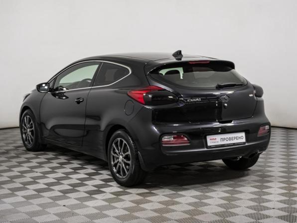 Kia Ceed II Рестайлинг с пробегом 2017 года, цена 1 289 000 рублей, 129519 км, хэтчбек, Автокод Объявления