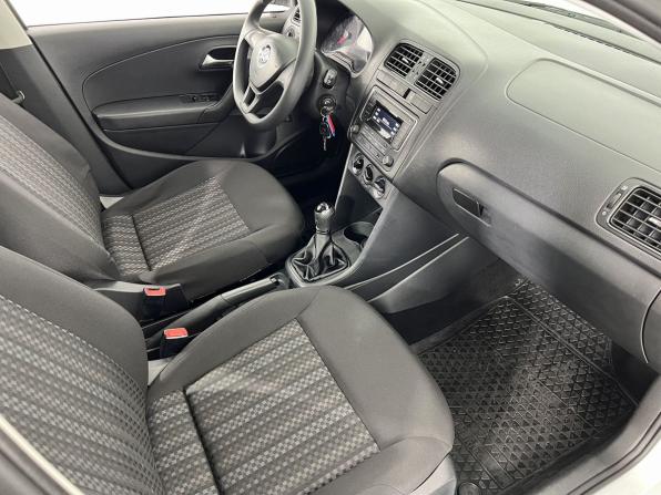 Volkswagen Polo V Рестайлинг с пробегом 2018 года, цена 830 000 рублей, 172000 км, седан, Автокод Объявления