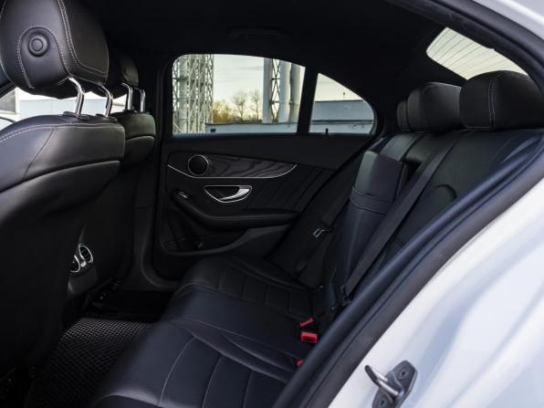 Mercedes-Benz C-Класс IV (W205) с пробегом 2018 года, цена 2 649 000 рублей, 129278 км, седан, Автокод Объявления