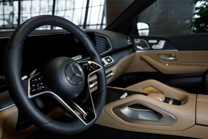Новый Mercedes-Benz GLE II (V167) Рестайлинг 2 2026 года, цена 18 200 000 рублей, внедорожник, Автокод Объявления