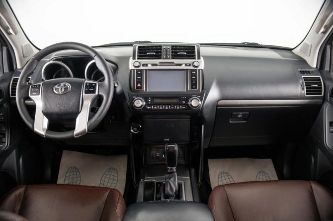 Toyota Land Cruiser Prado 150 Series Рестайлинг 1 с пробегом 2016 года, цена 3 499 000 рублей, 213060 км, внедорожник, Автокод Объявления