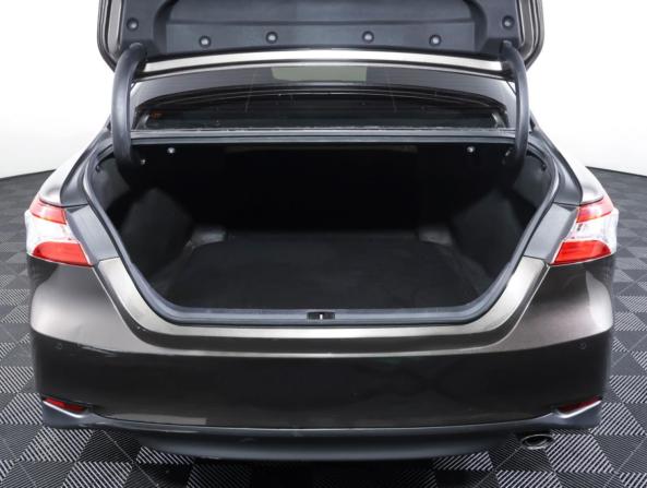 Toyota Camry VIII (XV70) с пробегом 2020 года, цена 2 798 000 рублей, 140183 км, седан, Автокод Объявления