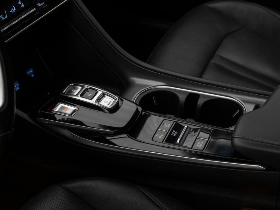 Hyundai Sonata VIII (DN8) Москва  - изображение 17