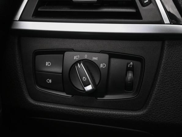 BMW 3 серии VI (F3x) Рестайлинг с пробегом 2017 года, цена 2 019 000 рублей, 132611 км, седан, Автокод Объявления