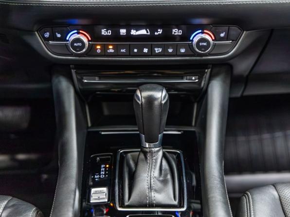 Mazda 6 III (GJ) Рестайлинг 2 с пробегом 2019 года, цена 2 268 000 рублей, 121293 км, седан, Автокод Объявления