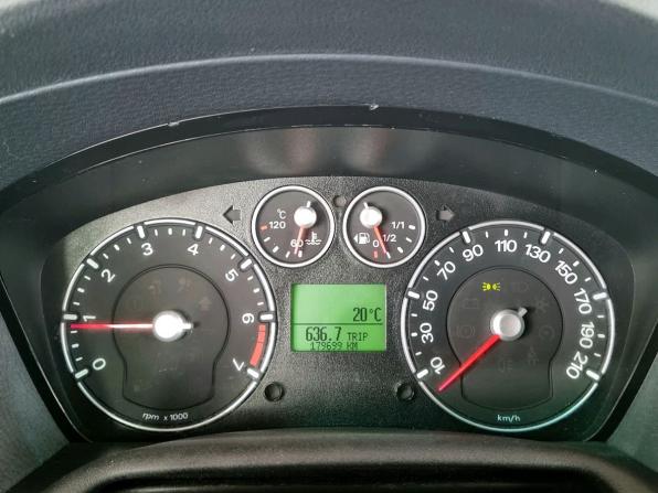 Ford Fusion I Рестайлинг с пробегом 2009 года, цена 390 000 рублей, 179700 км, хэтчбек, Автокод Объявления