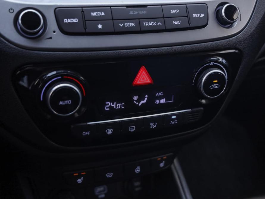 Hyundai Solaris II Санкт-Петербург  - изображение 16