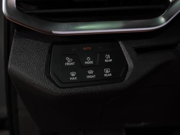 Volkswagen ID.4 с пробегом 2022 года, цена 3 979 000 рублей, 39867 км, внедорожник, Автокод Объявления