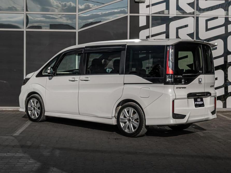 Honda Stepwgn V Рестайлинг Краснодар  - изображение 2