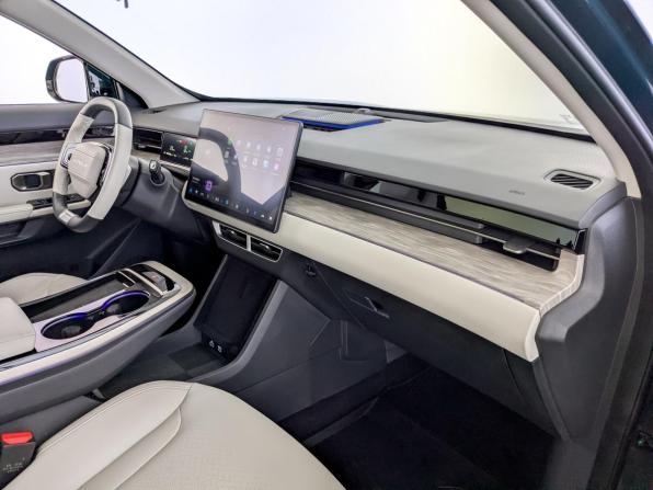 JETOUR DASHING I с пробегом 2023 года, цена 2 040 000 рублей, 29770 км, внедорожник, Автокод Объявления