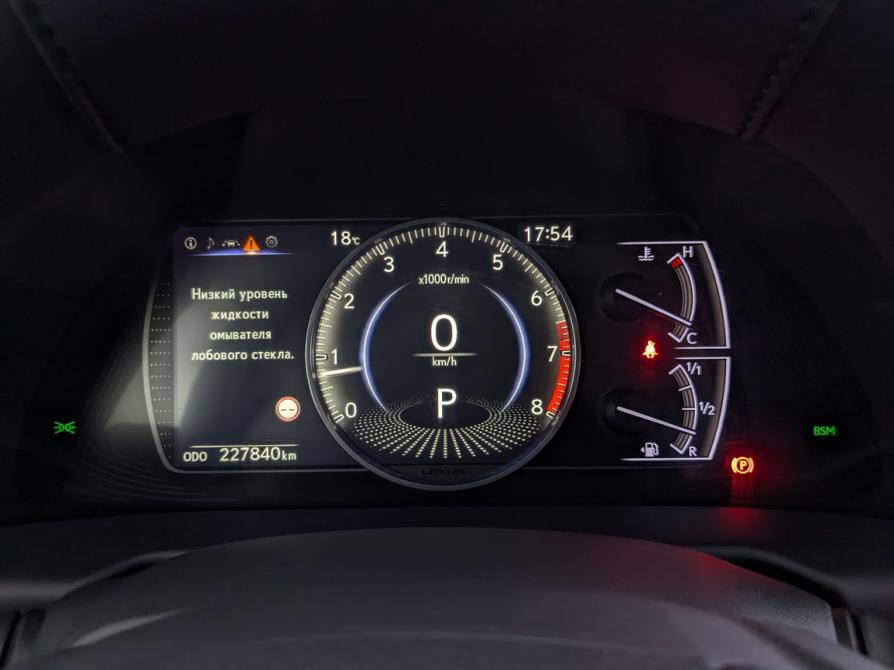 Lexus ES VII Москва  - изображение 13