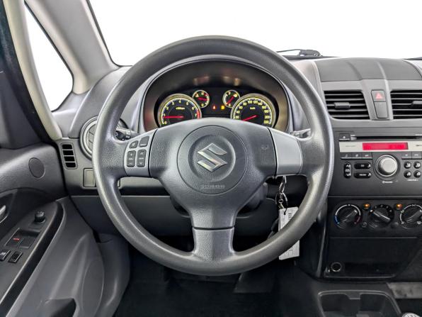 Suzuki SX4 I (Classic) Рестайлинг с пробегом 2013 года, цена 810 000 рублей, 205822 км, хэтчбек, Автокод Объявления