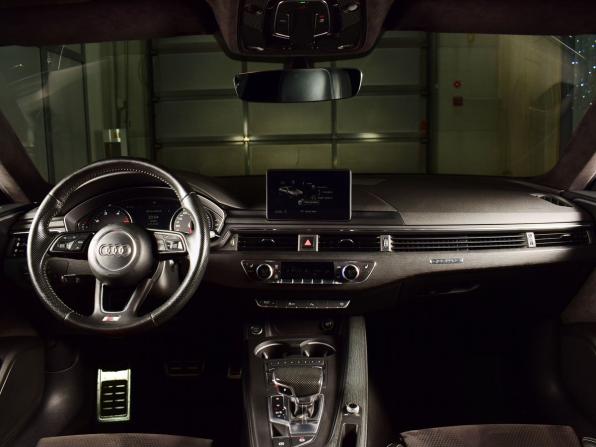 Audi A5 II (F5) с пробегом 2017 года, цена 3 099 997 рублей, 164689 км, лифтбек, Автокод Объявления
