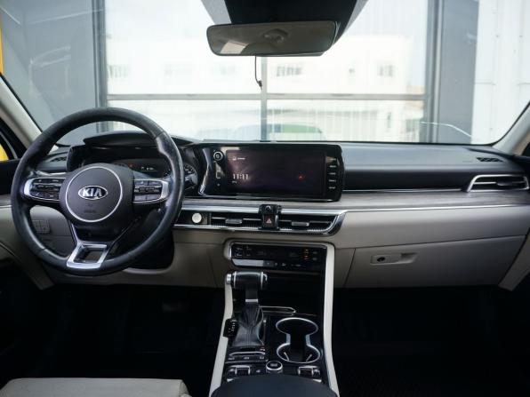 Kia K5 III с пробегом 2020 года, цена 1 950 000 рублей, 238561 км, седан, Автокод Объявления