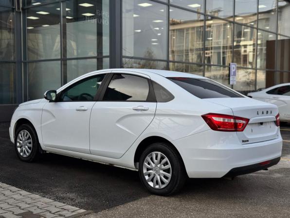 Lada (ВАЗ) Vesta I с пробегом 2019 года, цена 880 000 рублей, 130718 км, седан, Автокод Объявления